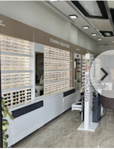 ADL Optik Arnavutköy mağaza içi gözlük sergisi